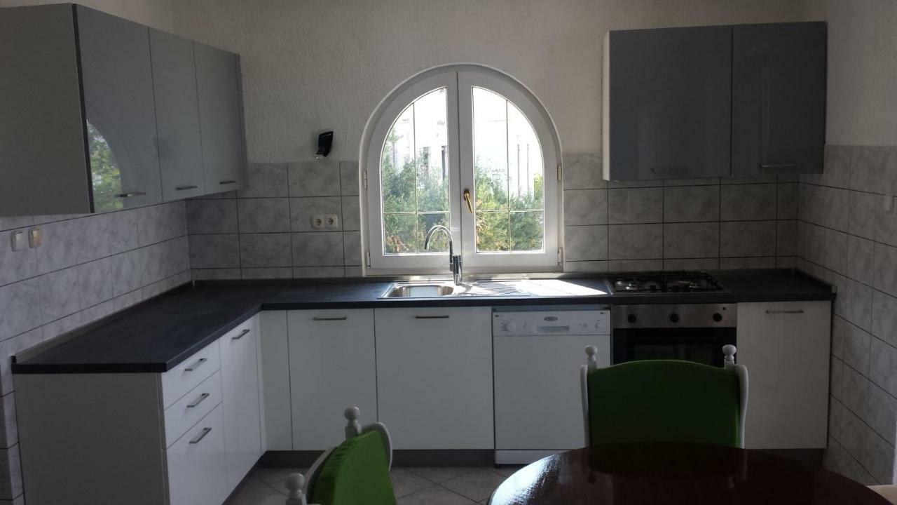 Apartment Kristijan Jesenice (Split-Dalmatia)